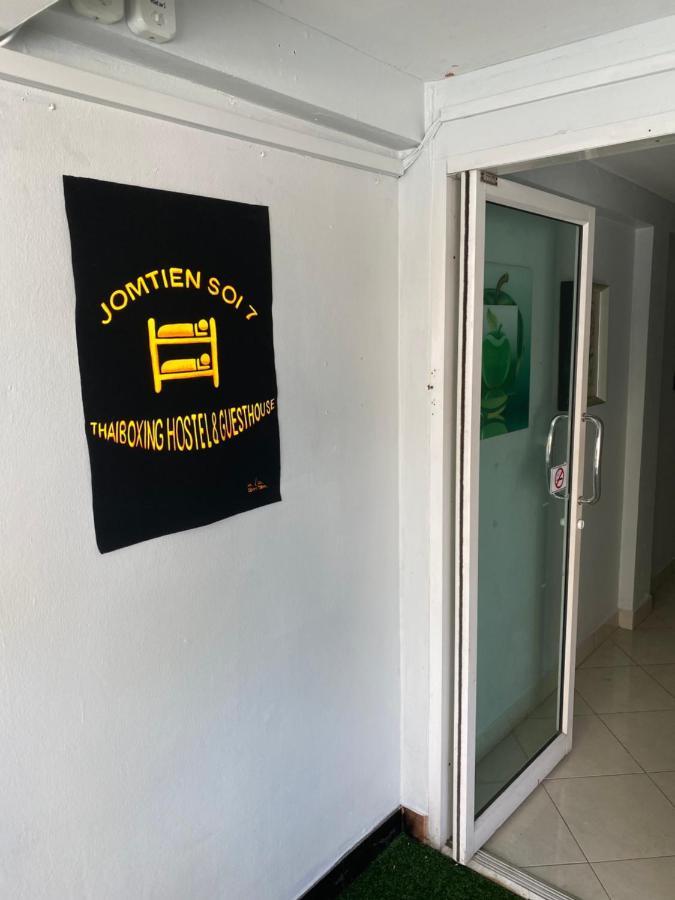 Jomtien Beach Hostel & Guesthouse Extérieur photo